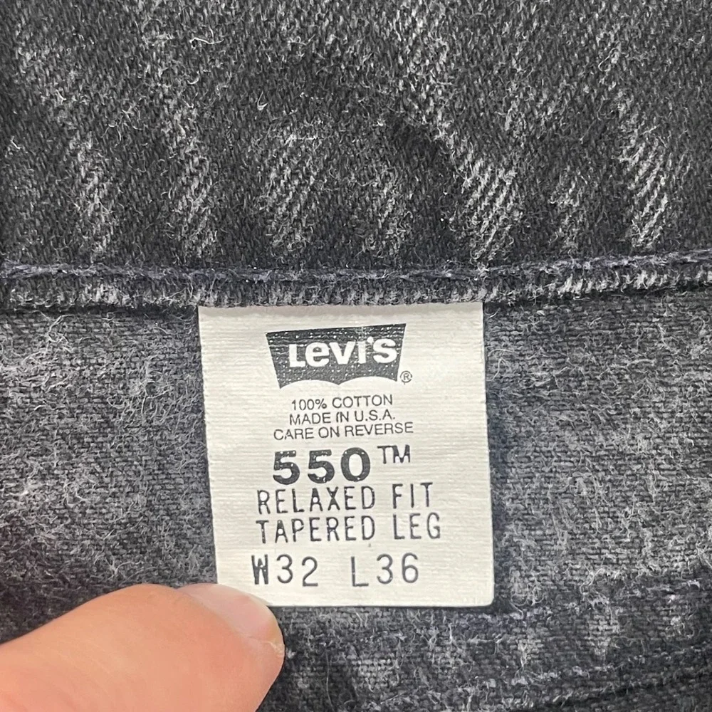 Vintage Levis 550 Jeans Mens 32x36 Black Relaxed Tapered Made in USA 90s